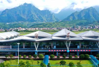 3月30日起！張家界機(jī)場(chǎng)夏秋航班時(shí)刻正式生效！美麗張家界，即將迎來(lái)旺季！